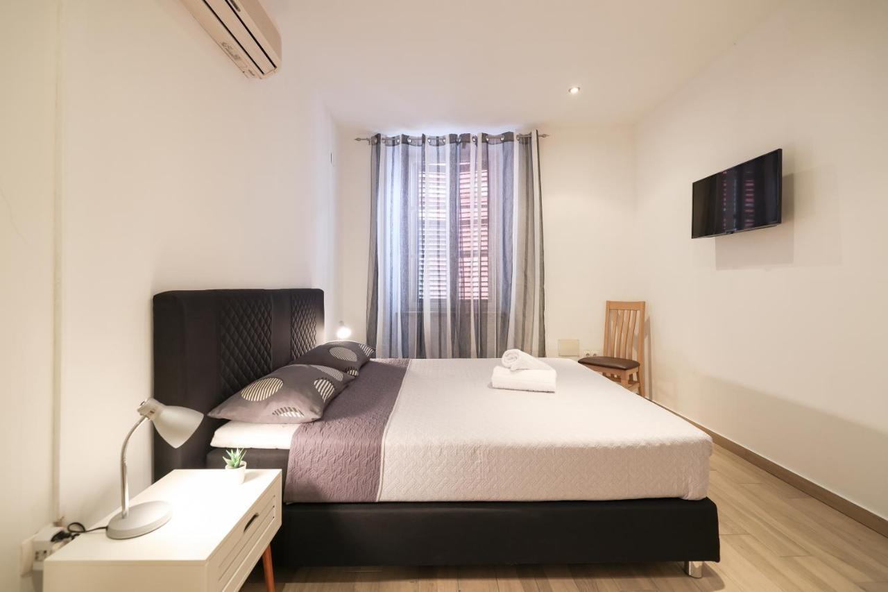 Old Town Donatello Apartment Zadar Buitenkant foto