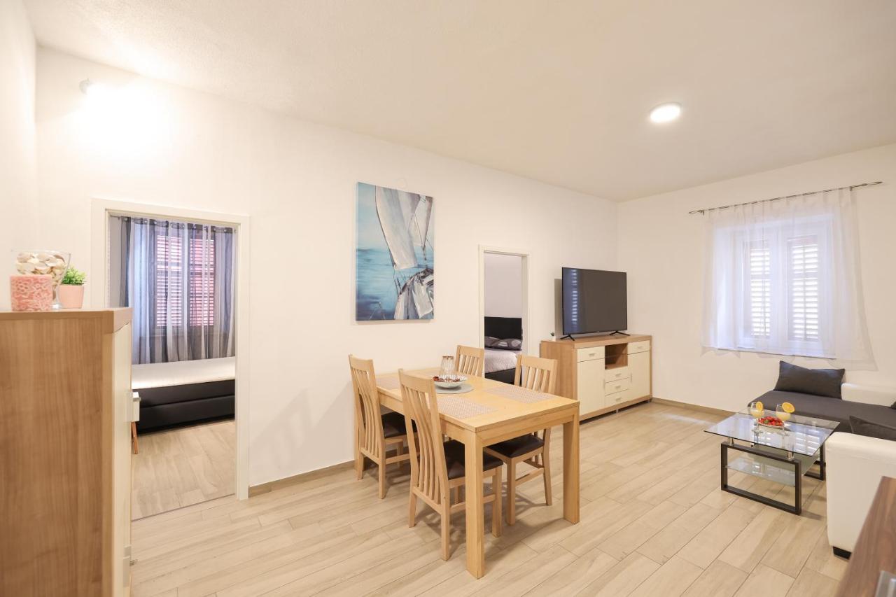Old Town Donatello Apartment Zadar Buitenkant foto