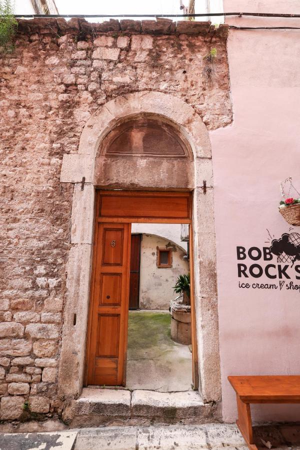Old Town Donatello Apartment Zadar Buitenkant foto