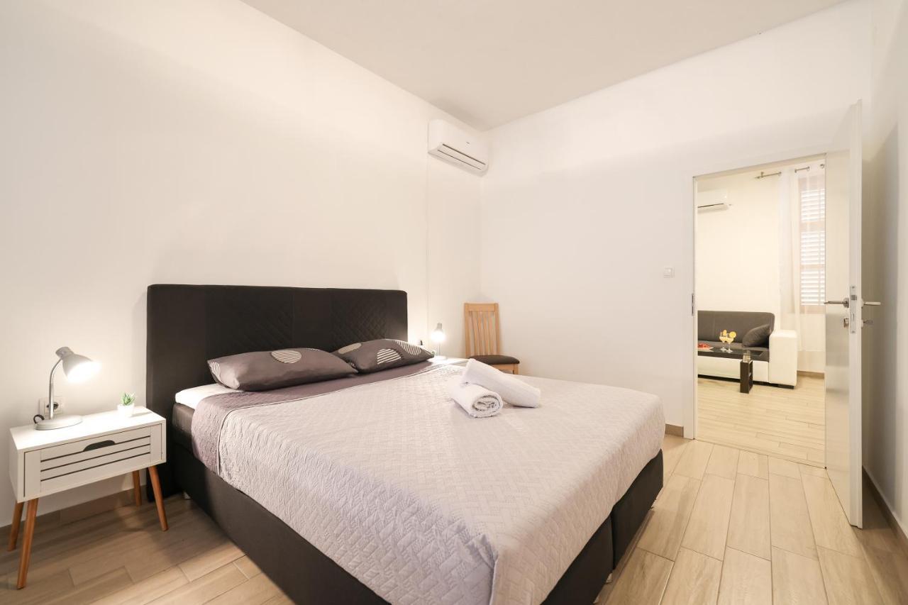 Old Town Donatello Apartment Zadar Buitenkant foto