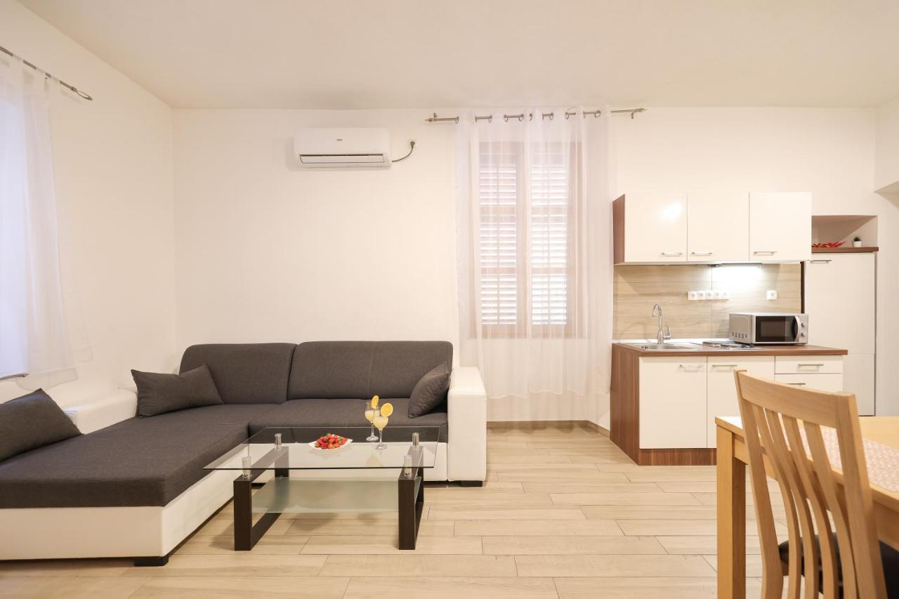 Old Town Donatello Apartment Zadar Buitenkant foto