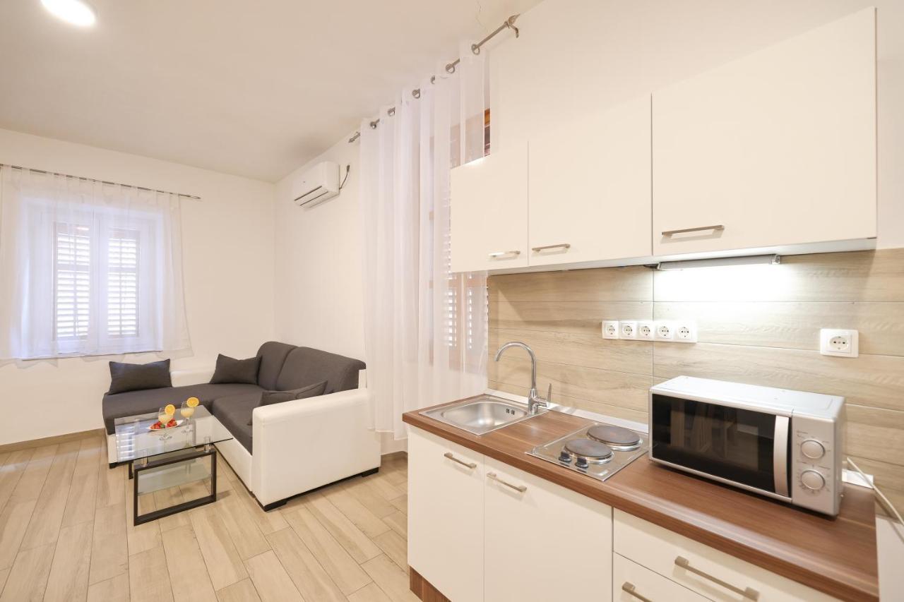 Old Town Donatello Apartment Zadar Buitenkant foto
